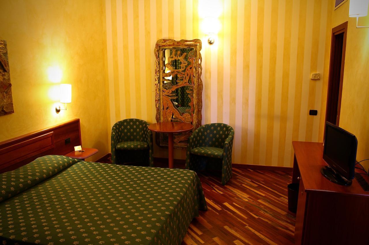 Hotel Air Bag Lodi Esterno foto